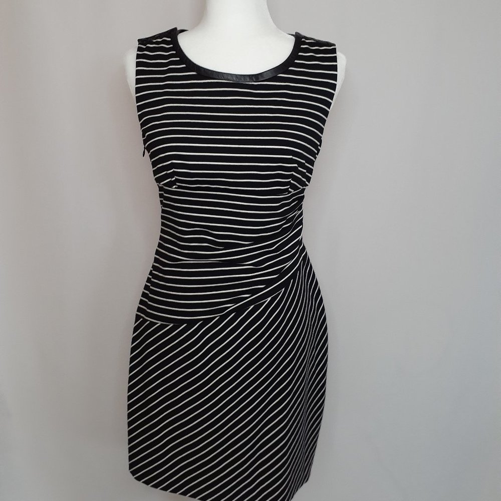 Fitted dress